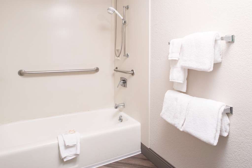Motel 6-Whitby, On - Toronto East Номер фото
